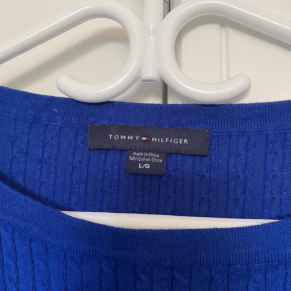 Tommy Hilfiger royal blue pullover sweater - Picture 2 of 2
